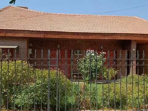 Casa en Venta en Plaza Huincul, Confluencia
