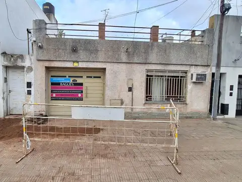 Casa en Venta en General José de San Martín, Rosario