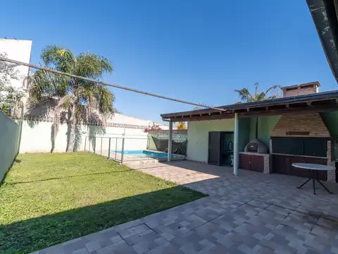 Casa en Venta en Pueblo Esther, Rosario