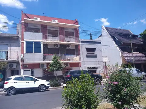PH en Alquiler en Liniers, CABA