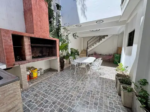 PH en Venta en Pompeya, CABA
