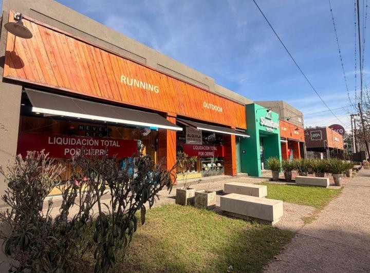 Local comercial · 300m²