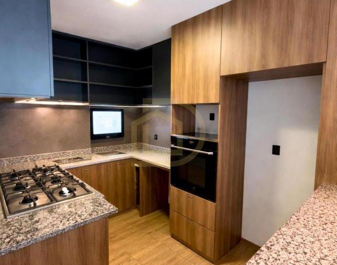 Casa · 130m² · 5 Ambientes · 2 Cocheras