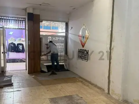 Local en Venta en Flores, CABA
