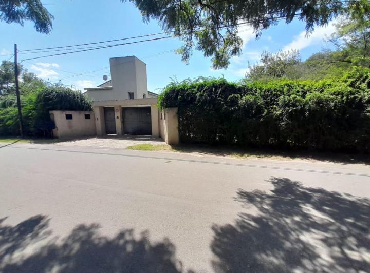 Casa · 150m² · 7 Ambientes