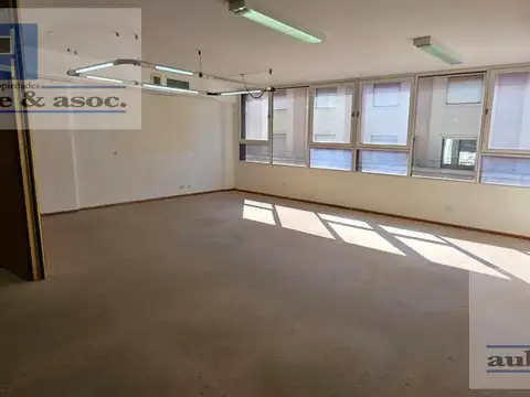 Oficina en Alquiler en Microcentro, Centro