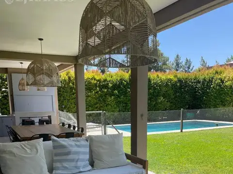 Casa en Alquiler Temporal en La Damasia, Countries y Barrios Cerrados en San Fernando