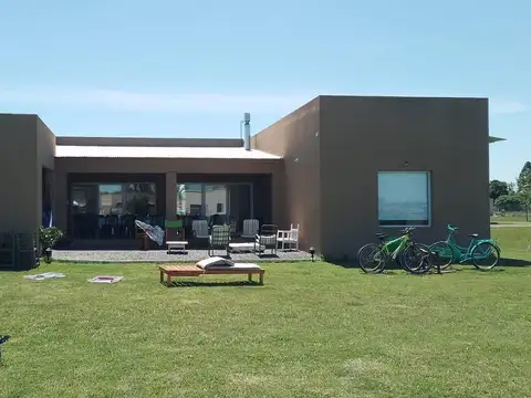 Casa en Alquiler en Los Juncos, Countries y Barrios Cerrados en Luján