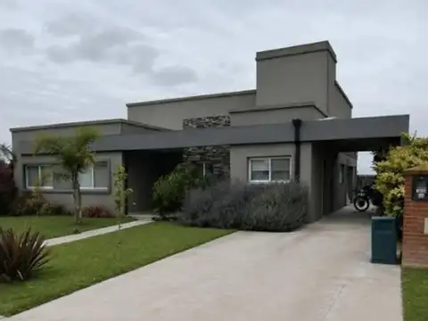 Casa en Alquiler en San Sebastián, Countries y Barrios Cerrados en Escobar