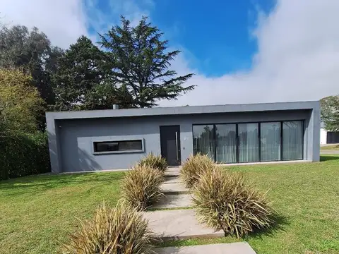 Casa en Alquiler en La Cándida Club de Campo, Countries y Barrios Cerrados en Arturo Seguí