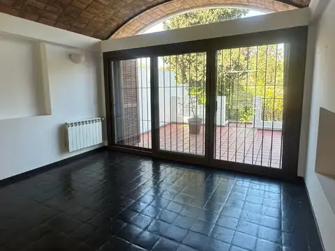 Casa en Alquiler en La Lucila-Vías/Maipú, La Lucila