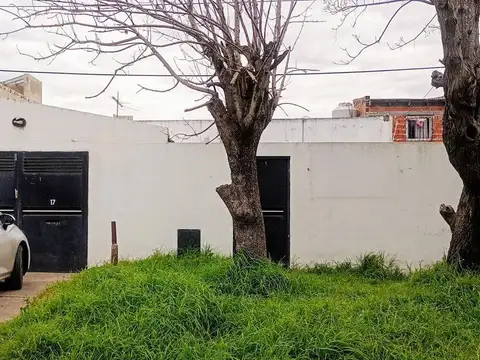 Casa en Venta en Los Hornos, La Plata