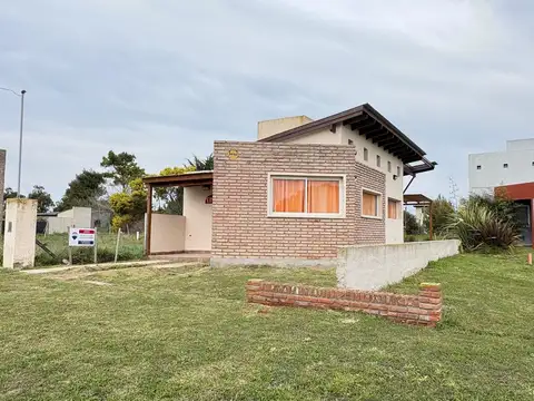 Casa en Venta en Mar del Sud, Partido de General Alvarado