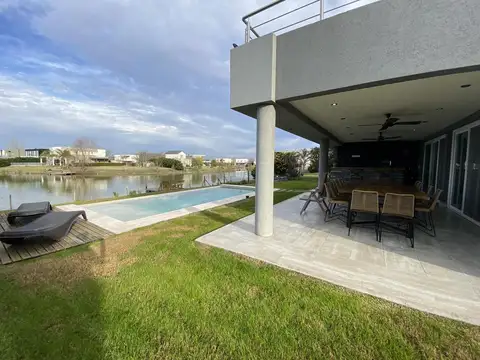 Casa en Venta en El Cantón - Barrio Islas, Countries y Barrios Cerrados en Escobar