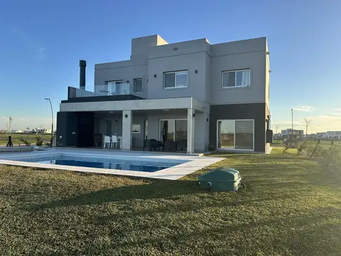 Casa en Venta en Puertos - Barrio Amarras, Countries y Barrios Cerrados en Escobar