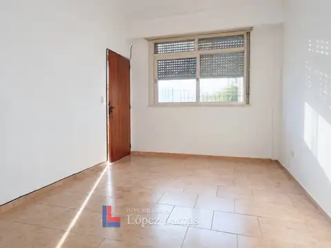 Departamento en Alquiler en Chilavert, Villa Ballester
