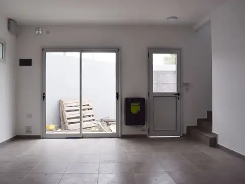 Departamento en Alquiler en Los Hornos, La Plata