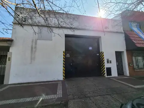 Galpón en Alquiler en Banfield, Partido de Lomas de Zamora