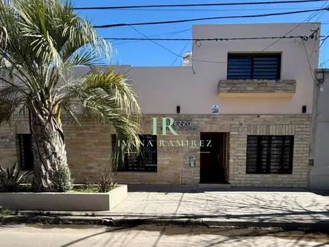 Oficina en Alquiler en Centro de Luján, Luján