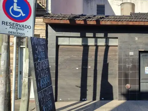 Oficina en Alquiler en Villa Luzuriaga, Partido de La Matanza