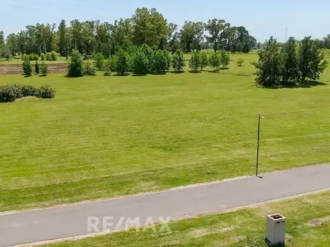 Terreno en Venta en Los Pinares Country Club, Countries y Barrios Cerrados en Exaltación de la Cruz