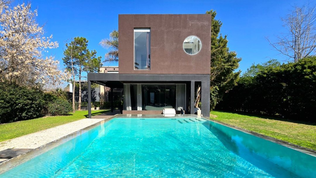 Venta casa 5 amb. Barrio La Montura, Pilar
