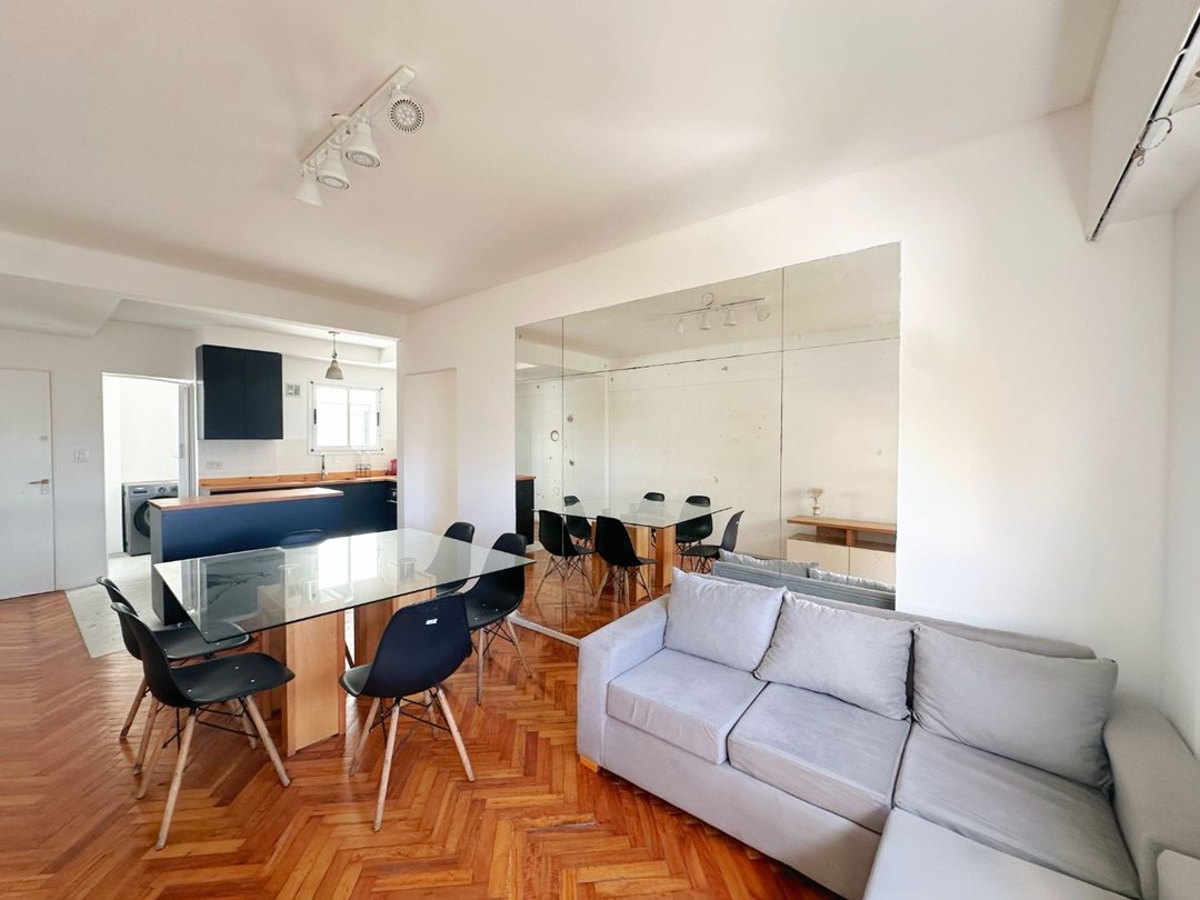 VENTA 3 AMBIENTES BARRACAS RECICLADO