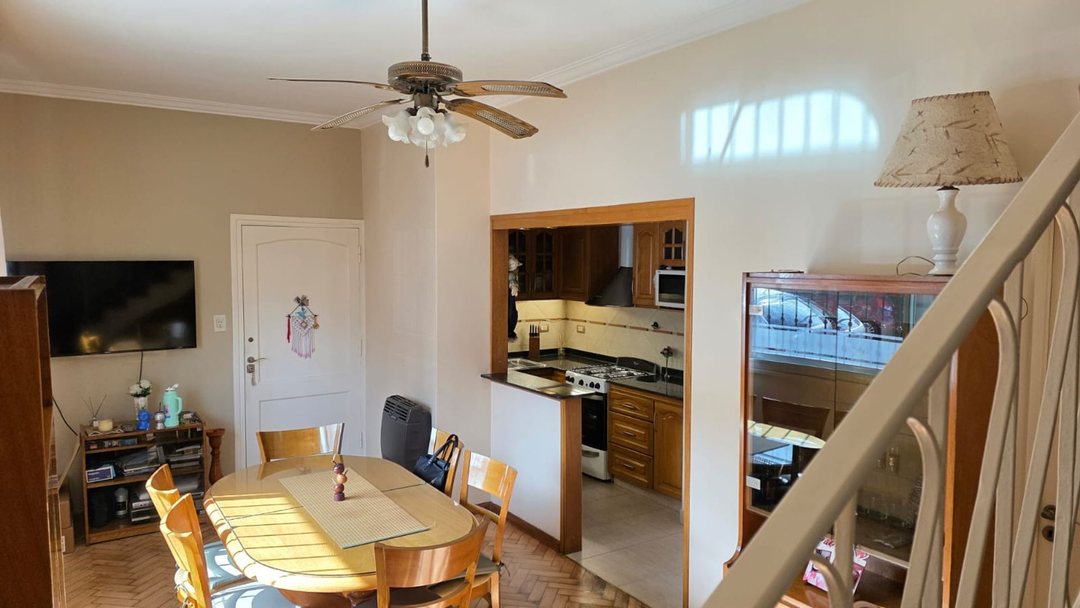 VENTA PH 3 AMBIENTES CON BALCON EN CHACARITA