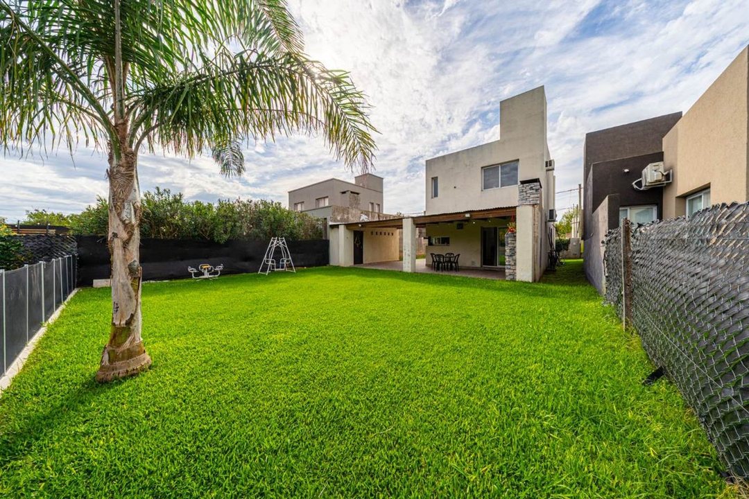 Casa en venta 2 dormitorios Tierra de Sueños 2
