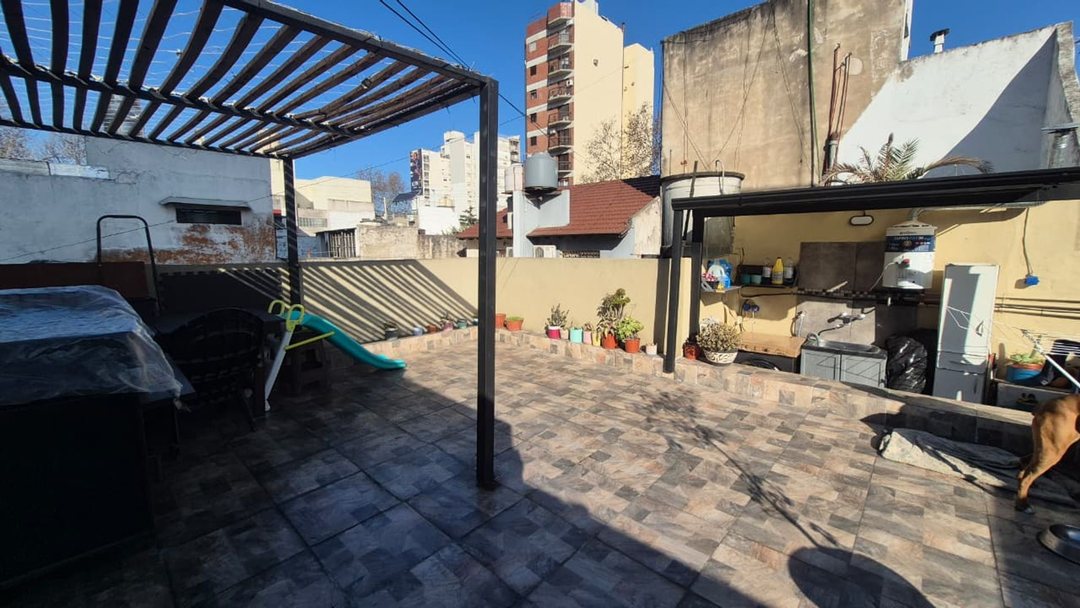 VENTA PH 2 AMBIENTES CON TERRAZA PROPIA LANUS