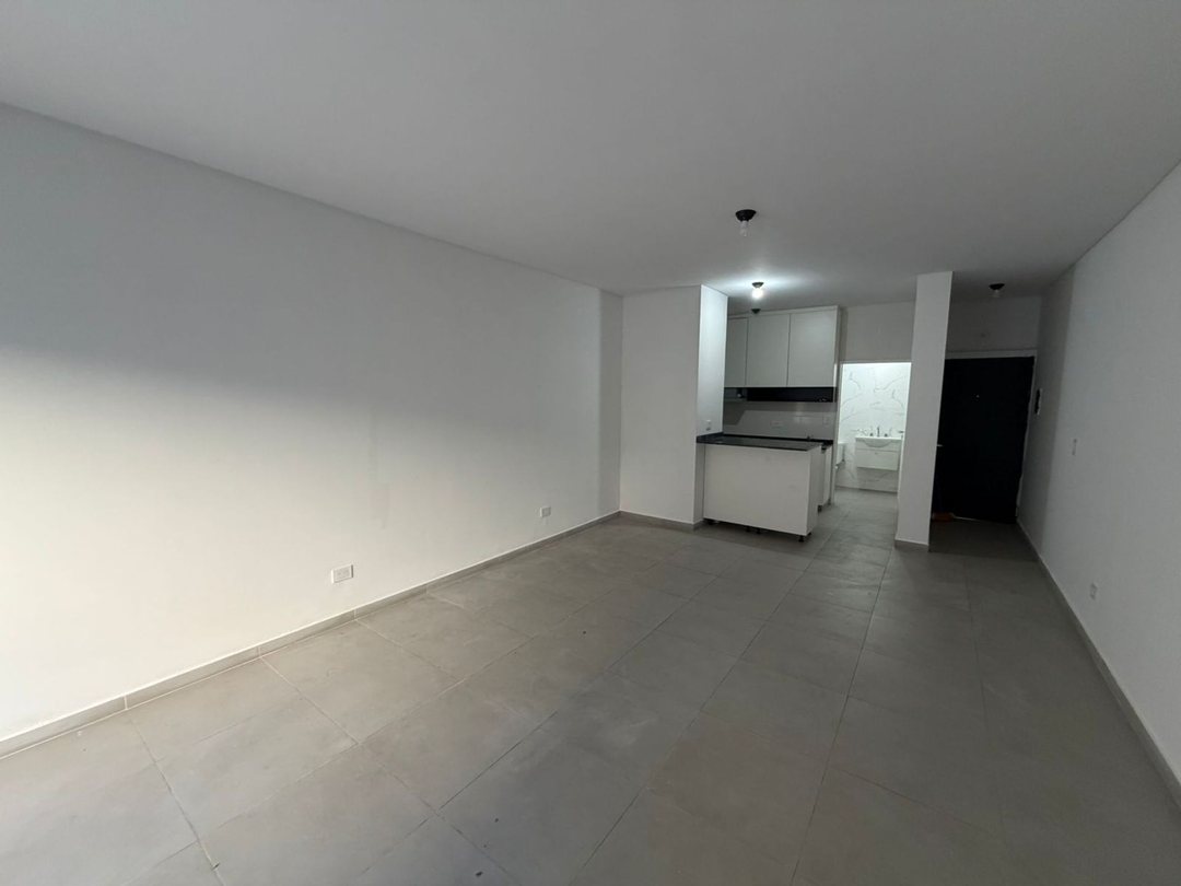 Departamento a estrenar con patio en Lugano