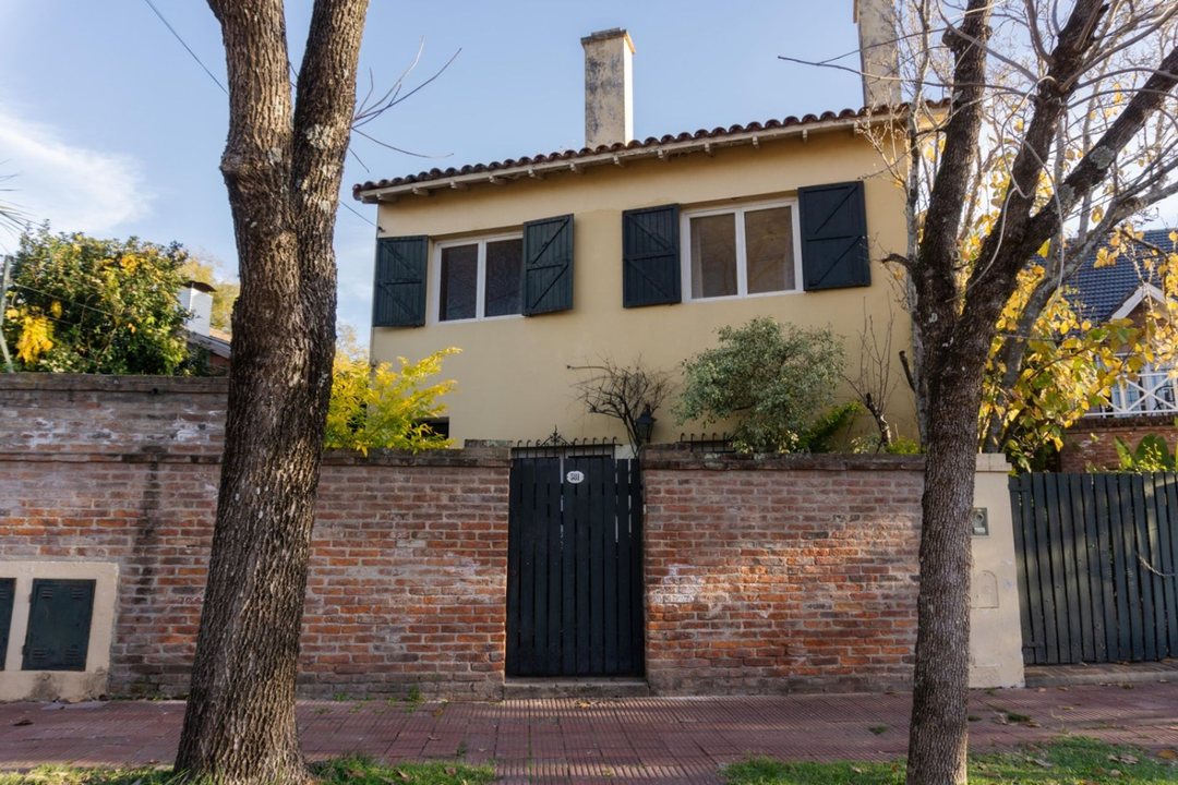 Venta casa en Acassuso, Andrade al 500