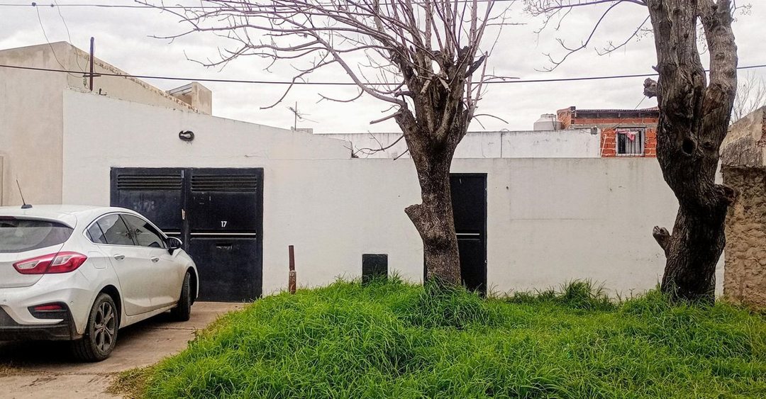 Casa en venta en Los Hornos de 2 dormitorios