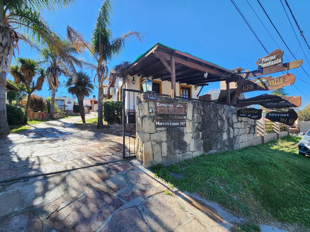 VENTA COMPLEJO DE 14 CABAÑAS EN CURA BROCHERO
