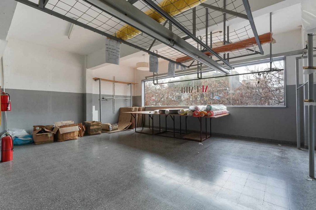 Oficina en Venta en Villa Crespo PB + 2 pisos