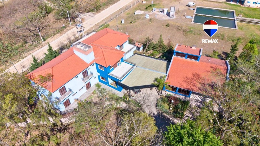 CASA EN VENTA EN VAQUEROS 6 DORMITORIOS