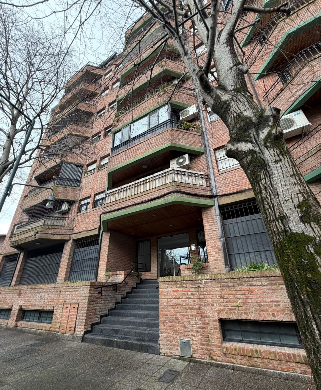 DEPARTAMENTO 3 AMBIENTES EN VENTA EN BECCAR.