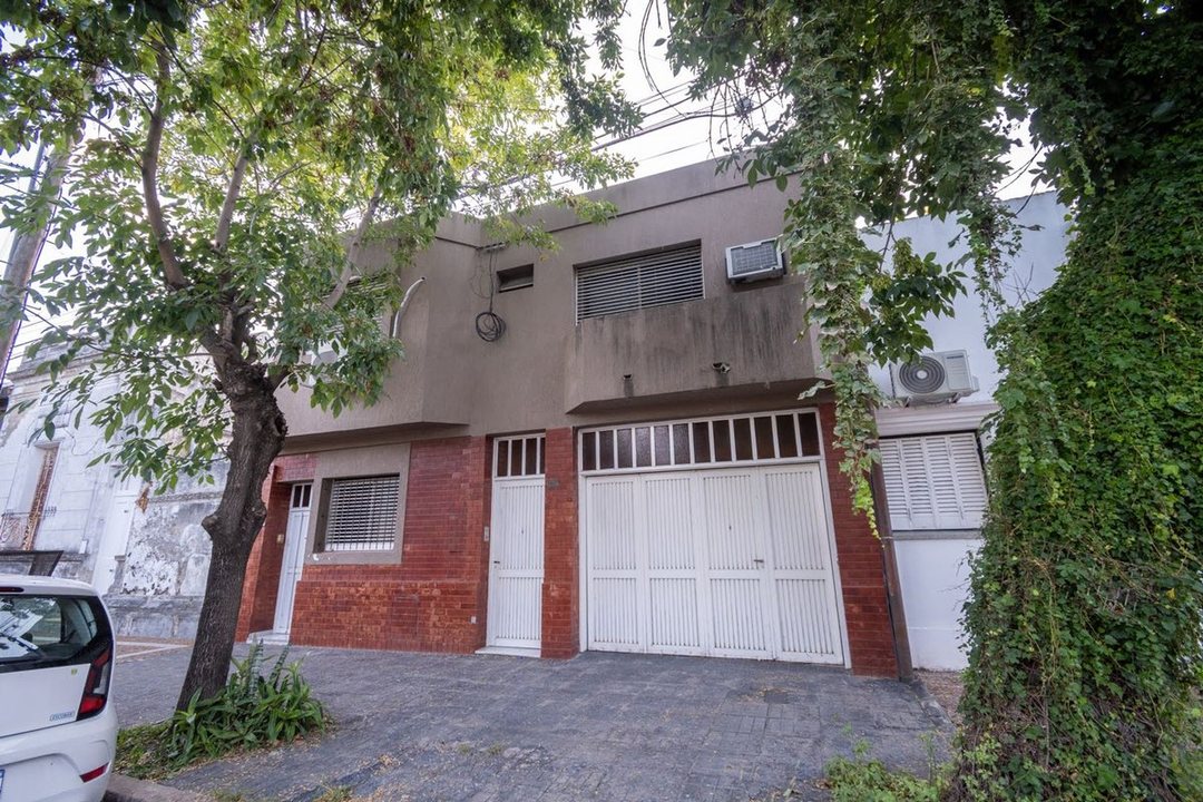 CASA EN LAPRIDA 3735- BARRIO 7 JEFES - SANTA FE