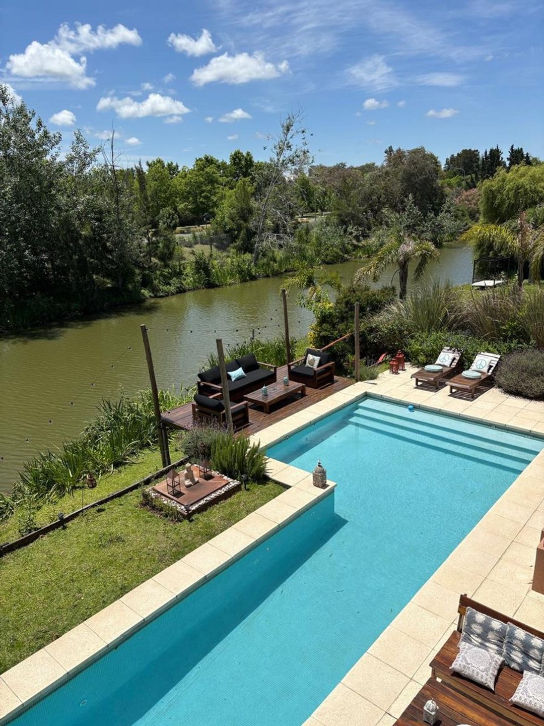 Casa 4 dormitorio alquiler temporal Nordelta lago