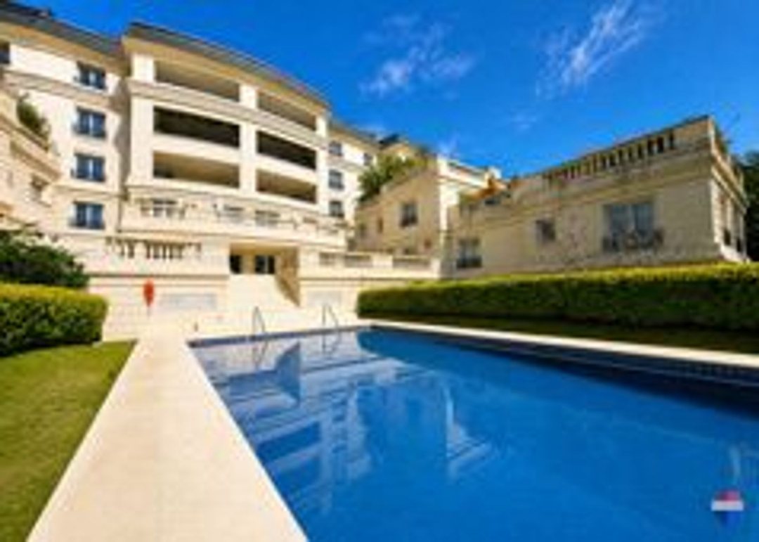 VENTA DEPARTAMENTO 4 AMBIENTES BARRANCAS AL RIO