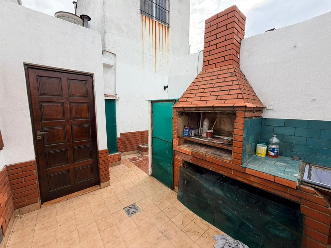 VENTA PH DE 2/3 AMBIENTES / PARRILA / PATIO