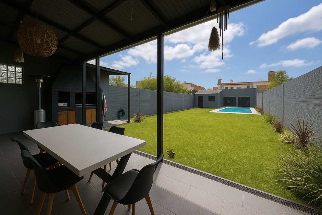 Venta casa 4 amb Lanús Jardín pileta  apta credito