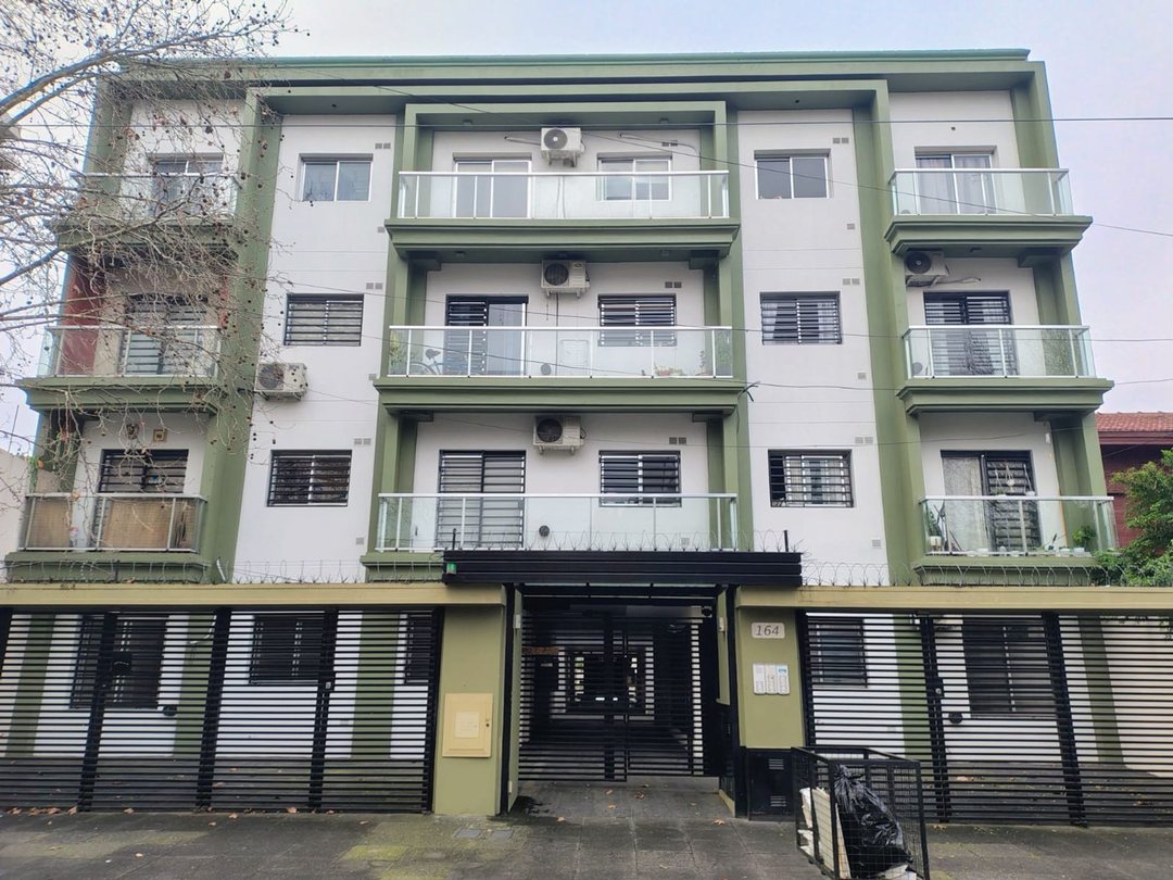 ALQUILER DE DEPARTAMENTO MONOAMBIENTE EN LOMAS