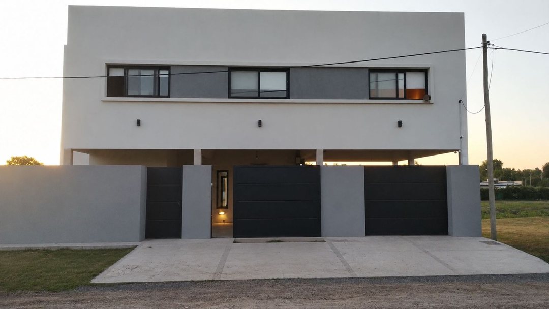 CASA EN VENTA CITY BELL BARRIO PRIVADO