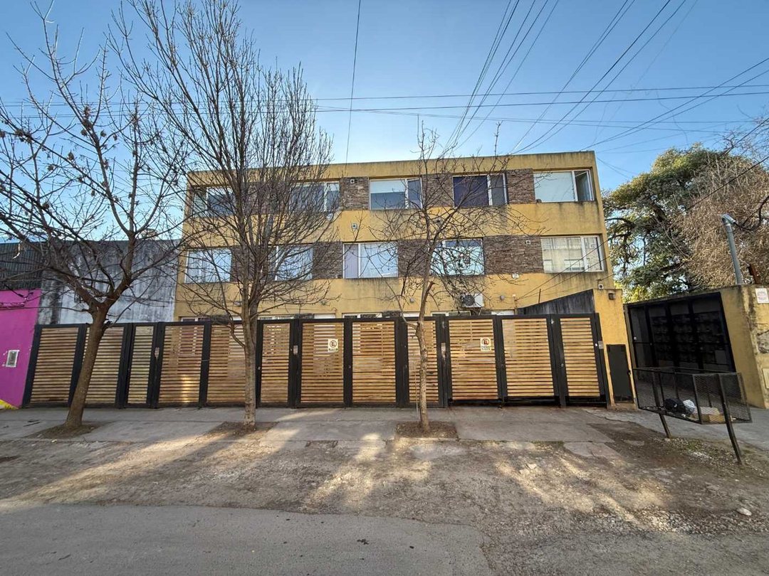 VENTA DPTO 2 AMBIENTES CON COCHERA