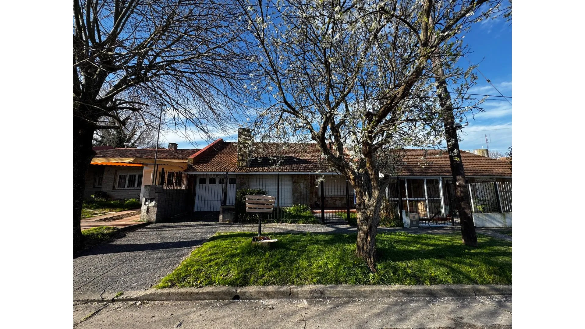 CASA APTA CRÉDITO. QUINCHO Y PATIO