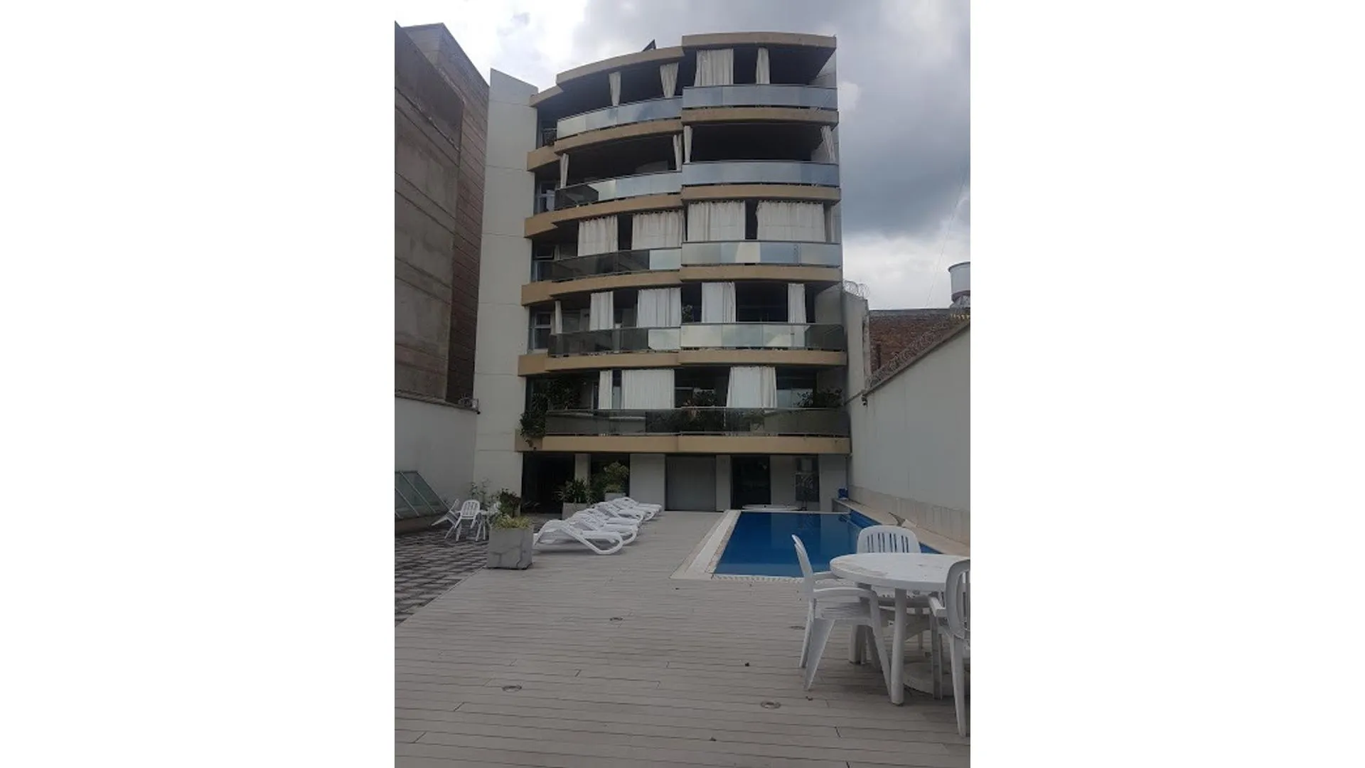 Exc Depto 3 dorm alq bcon/asad/gge/amenities Dean Funes 500