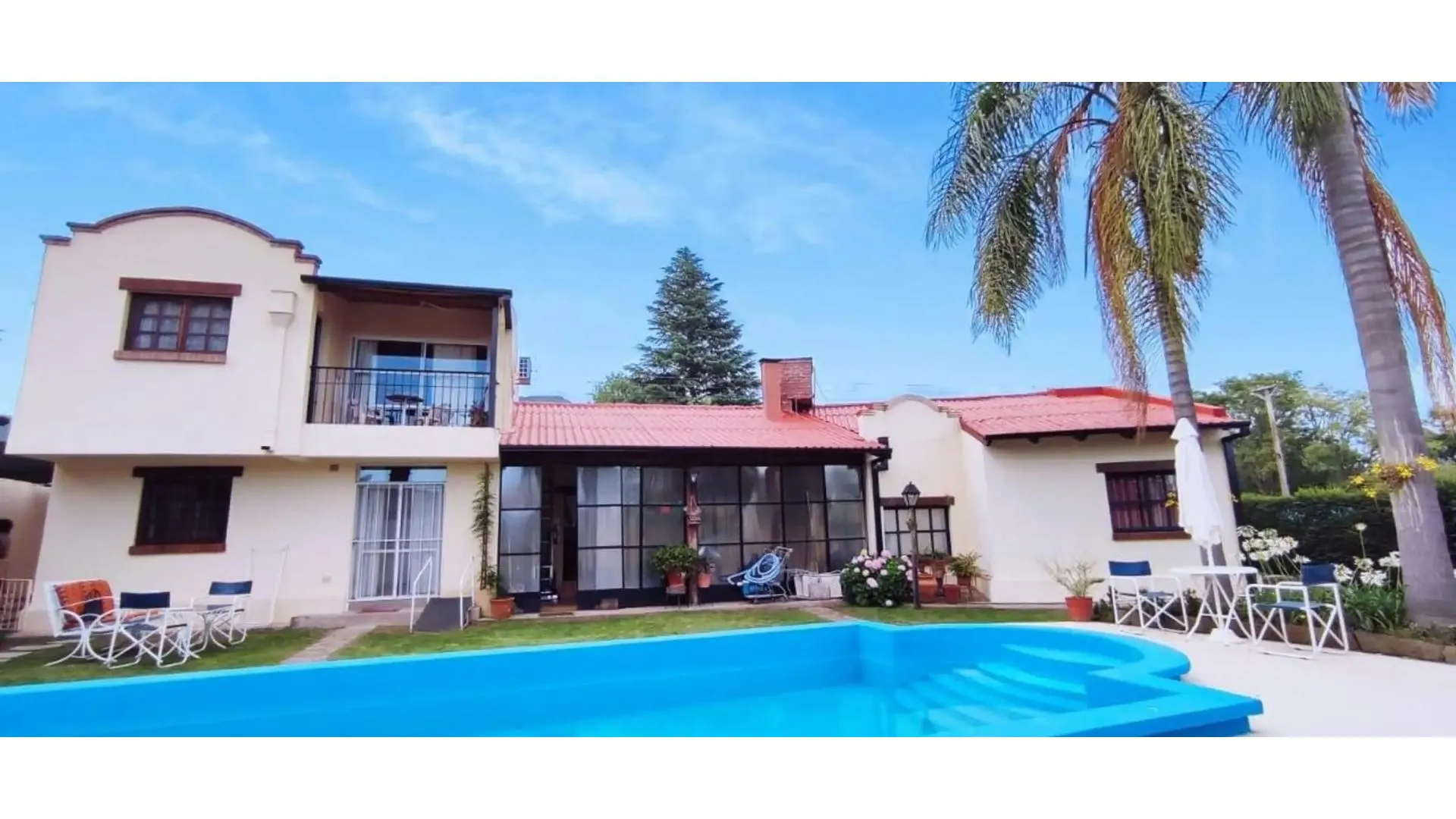 Exc.casa vta 7 dorm gge/terraza/pileta/qcho Uruguay al 2600