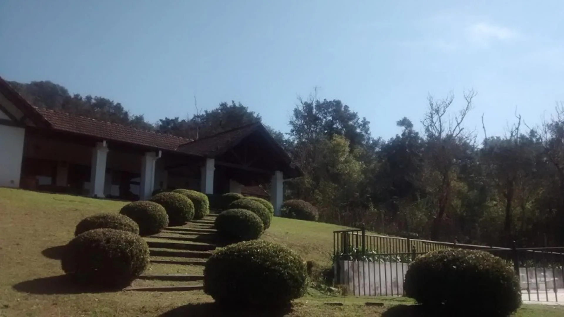 Increible casa 4 dor pil/qcho vta La Manada Altos S. Lorenzo