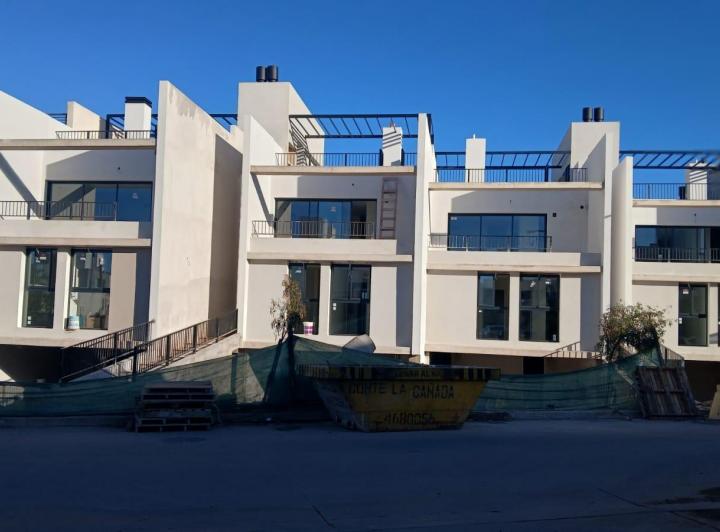 Departamento · 78m² · 2 Dormitorios · 2 Cocheras